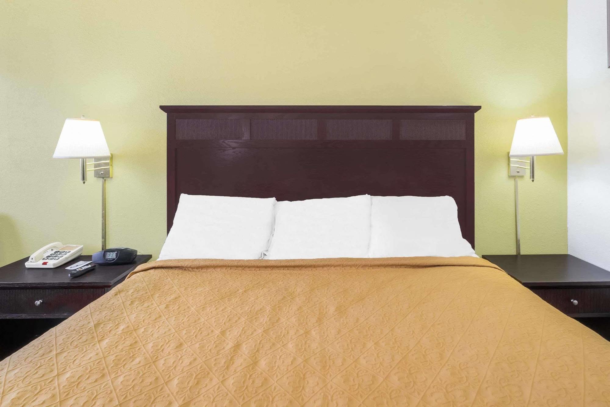 Knights Inn Chattanooga Bagian luar foto